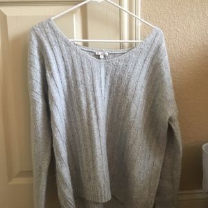 Gap v-neck sweater